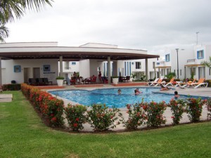 hugo Avisos dse propiedades en Mexico en Puerto Vallarta |  Rento Casa en Nuevo Vallarta amueblada, alberca, disponible todo noviembre, Renta por dia, semana o mes. Incluye todo los servicios