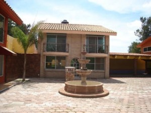 Armando Avisos dse propiedades en Mexico en Puebla |  Linda casa de dos niveles en Totimehuac&aacute;n, A 8 kms. de Puebla