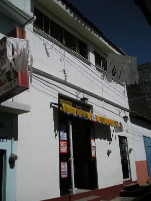 wilmerloya Avisos dse propiedades en Mexico en Panind&iacute;cuaro |  casa centrica con local comercial, a 40 mts de la plaza principal