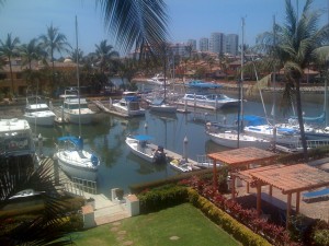 ELGA Avisos dse propiedades en Mexico en Puerto Vallarta |  PERMUTO CASA CON MUELLE EN LA MARINA DE PUERTO VALLARTA, PERMUTO HERMOSA CASA CON MUELLE DE 42 PIES EN VALLARTA