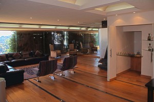 arturo Avisos dse propiedades en Mexico en Miguel Hidalgo |  CASA EN VENTA BOSQUES DE LAS LOMAS, LUJOSA RESIDENCIA UBICADA EN BOSQUES DE LAS LOMAS
