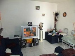 Sra Rizo Avisos dse propiedades en Mexico en Iztapalapa |  Casa a una calle de eje 5 muy cerca del metro apatlaco, Entre calzada de la viga y francisco del paso y troncoso