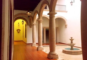 Sra Lopez Avisos dse propiedades en Mexico en Morelia |  &uacute;nica propiedad para oficinas, hotel boutique en pleno centro hist&oacute;ric, Ofrezco edificio para oficinas, banco, consultorios, hospital