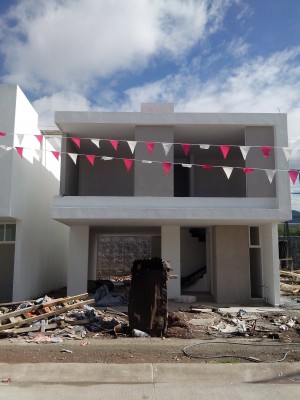 Hector Calvo Avisos dse propiedades en Mexico en Le&oacute;n |  Estrena casa en sierra nogal fraccionamiento privado, Junto a punta del este